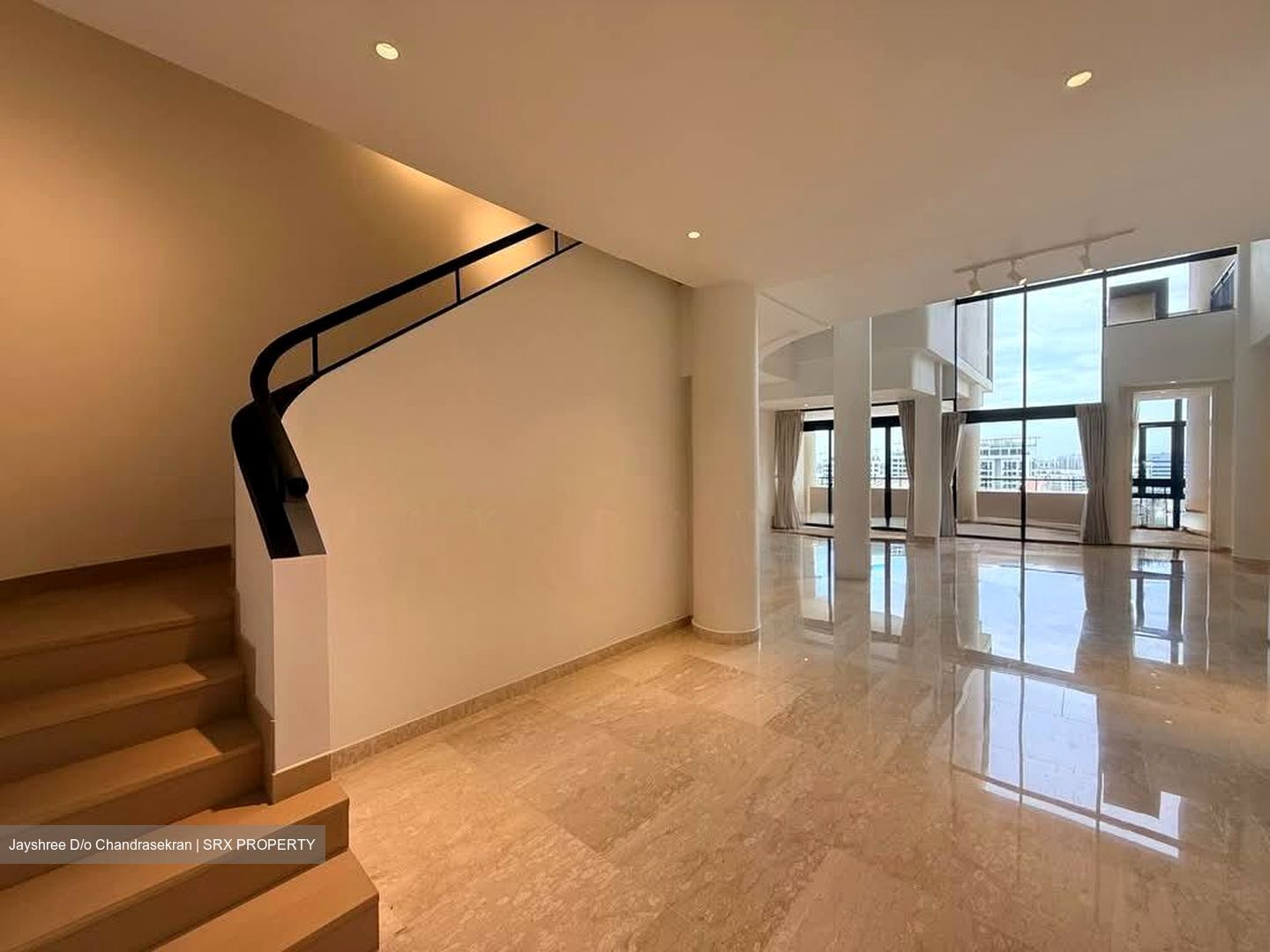 The Colonnade (D10), Condominium #538977281